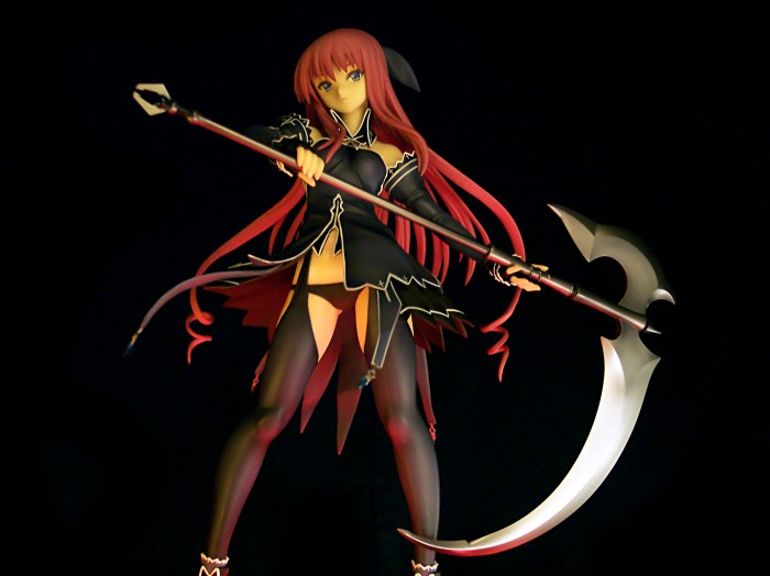 man scythes are highly impractical weapons