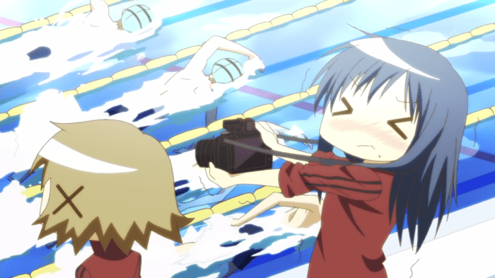 She's so heterosexual she can't even take pictures of boys.