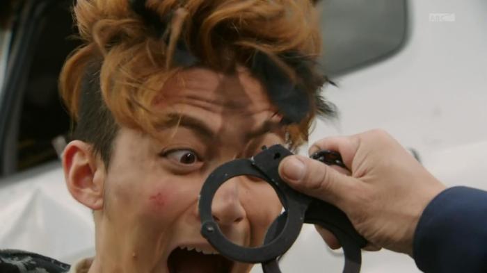 [Over-Time] Kamen Rider Wizard - 37 [B84CA6ED].mkv_snapshot_12.19_[2013.06.01_00.28.41]