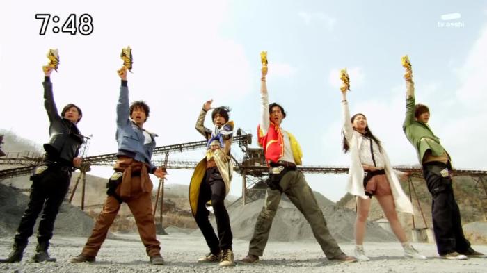 [Over-Time] Voltasaur Team Kyoryuger - 12 [8EF4D87E].mkv_snapshot_15.14_[2013.05.09_00.29.24]