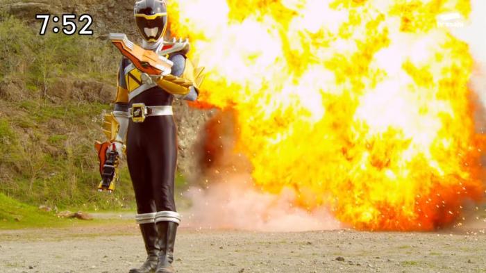 [Over-Time] Voltasaur Team Kyoryuger - 16 [D479C6E0].mkv_snapshot_19.50_[2013.06.05_17.10.59]