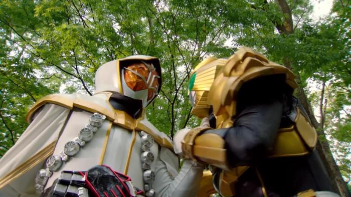 [Over-Time] Kamen Rider Wizard - 41 [13ADA3F8].mkv_snapshot_21.51_[2013.07.10_00.22.25]