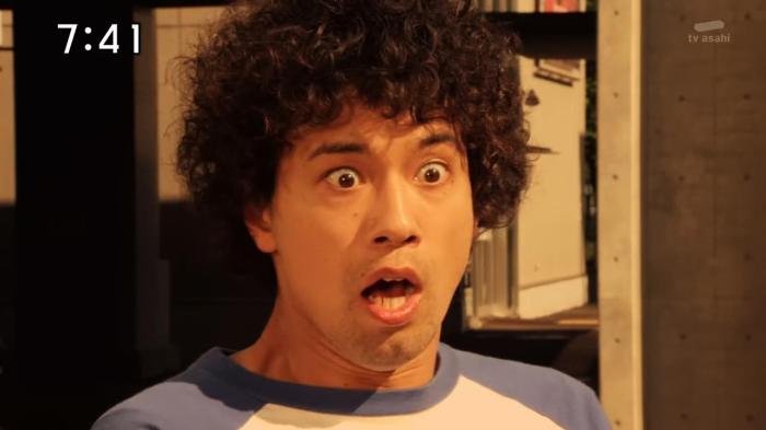 [Over-Time] Voltasaur Team Kyoryuger - 20 [D2BAFF85].mkv_snapshot_10.27_[2013.07.10_22.43.22]