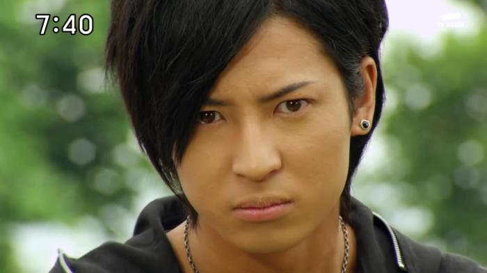 [Over-Time] Voltasaur Team Kyoryuger - 26 [8BEA424B].mkv_snapshot_09.02_[2013.08.21_16.42.41]