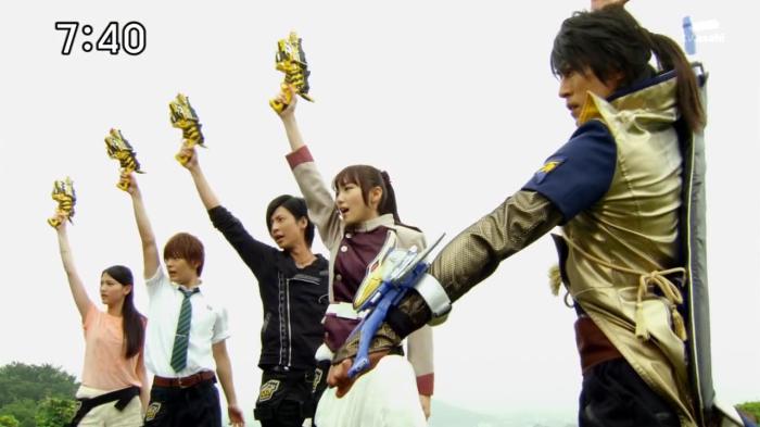 [Over-Time] Voltasaur Team Kyoryuger - 26 [8BEA424B].mkv_snapshot_09.26_[2013.08.21_16.42.51]