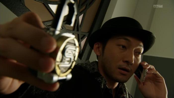 [Aesir]Kamen_Rider_Gaim_-_04HD[4EC23C2B].mkv_snapshot_00.00_[2013.11.06_20.58.43]