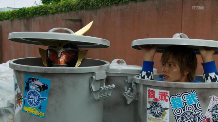 [Aesir]Kamen_Rider_Gaim_-_09HD[C872F00B].mkv_snapshot_13.40_[2013.12.12_16.44.34]