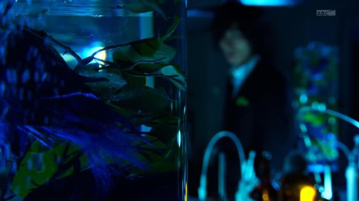 [Aesir]Kamen_Rider_Gaim_-_09HD[C872F00B].mkv_snapshot_22.41_[2013.12.12_16.46.54]