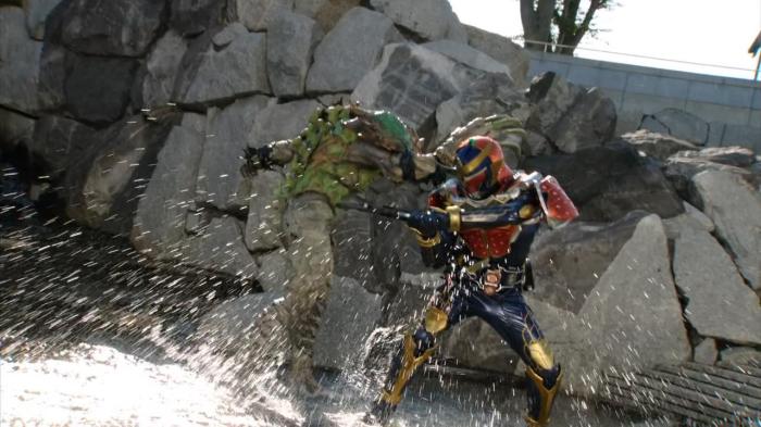 [Aesir]Kamen_Rider_Gaim_-_14HD[1FBD3E4F].mkv_snapshot_17.56_[2014.01.23_00.17.49]