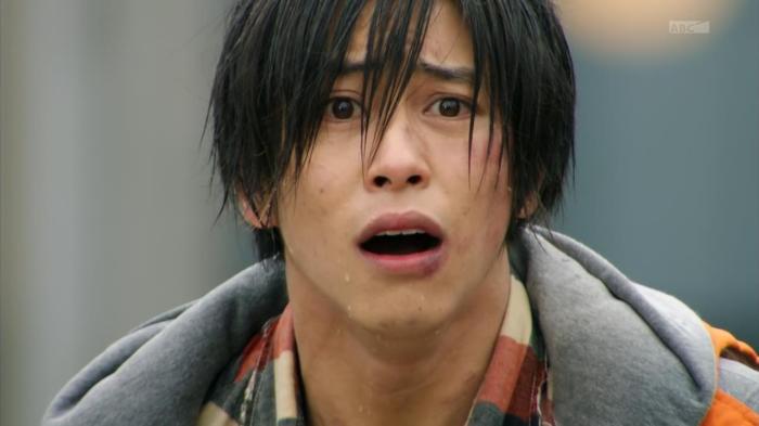 [Aesir]Kamen_Rider_Gaim_-_14HD[1FBD3E4F].mkv_snapshot_21.47_[2014.01.21_23.01.27]