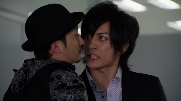 [Aesir]Kamen_Rider_Gaim_-_16HD[E8D94098].mkv_snapshot_08.12_[2014.02.04_00.44.03]