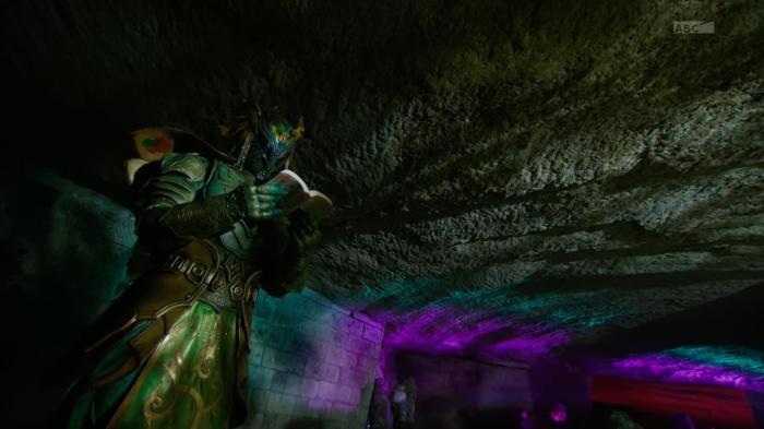 [Aesir]Kamen_Rider_Gaim_-_24HD[5A94284C].mkv_snapshot_12.12_[2014.04.10_00.11.34]