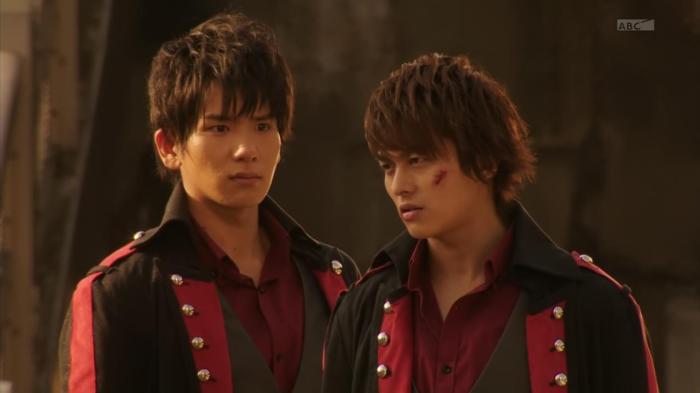 [Aesir]Kamen_Rider_Gaim_-_26HD[6EE8A52F].mkv_snapshot_14.10_[2014.04.24_00.09.27]