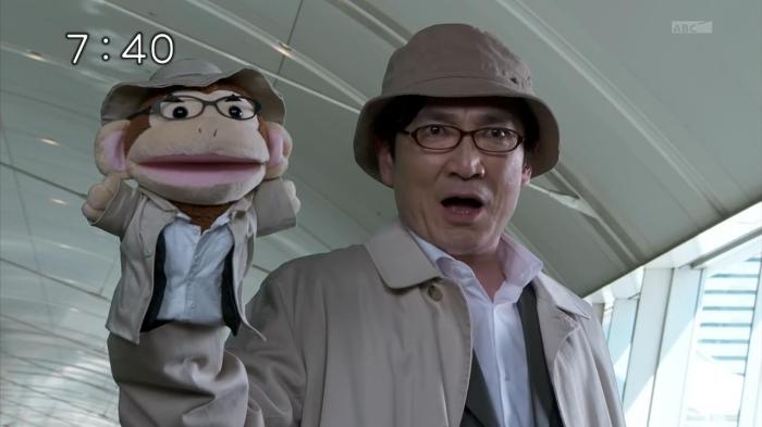 [Over-Time] Express Sentai ToQGer VS Kamen Rider Gaim [A57CB241].mkv_snapshot_09.37_[2014.04.04_00.28.04]