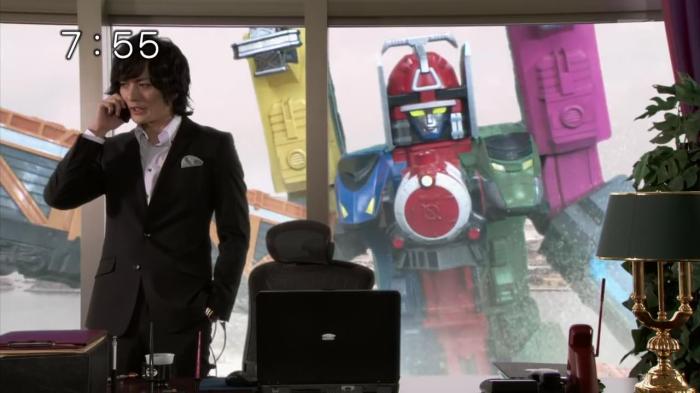 [Over-Time] Express Sentai ToQGer VS Kamen Rider Gaim [A57CB241].mkv_snapshot_20.58_[2014.04.04_00.28.44]