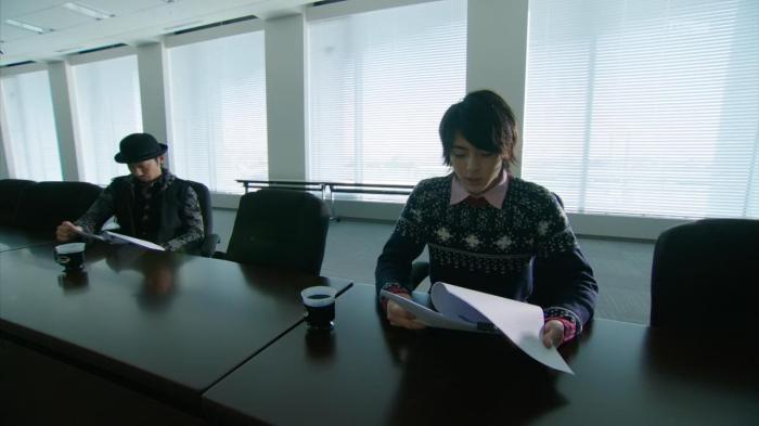 [Aesir]Kamen_Rider_Gaim_-_28HD[794D7149].mkv_snapshot_05.41_[2014.05.08_01.36.42]