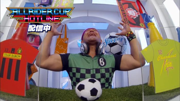 [Aesir]Kamen_Rider_Gaim_-_37HD[19BAB7A5].mkv_snapshot_13.34_[2014.07.17_01.26.44]