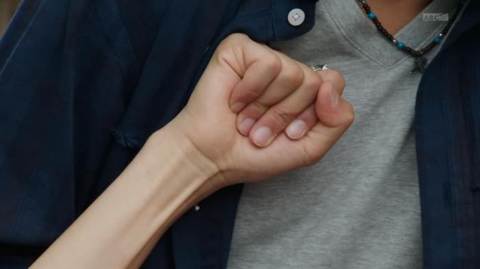 [Aesir]Kamen_Rider_Gaim_-_46HD[3279F127].mkv_snapshot_07.42_[2014.09.24_23.52.10]