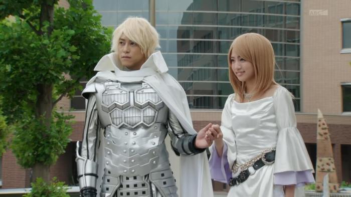 [Aesir]Kamen_Rider_Gaim_-_46HD[3279F127].mkv_snapshot_13.20_[2014.09.24_23.53.11]