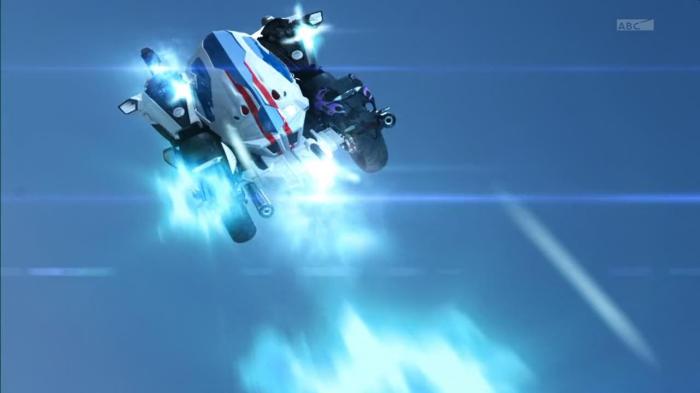 [Over-Time] Kamen Rider Drive - 14 [32181586].mkv_snapshot_21.00_[2015.01.22_00.48.08]