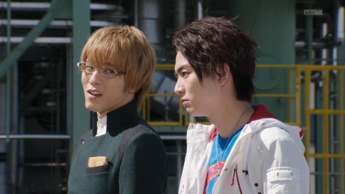 [Over-Time] Kamen Rider Drive - 29 [BA6951EC].mkv_snapshot_19.16_[2015.05.14_14.03.49]