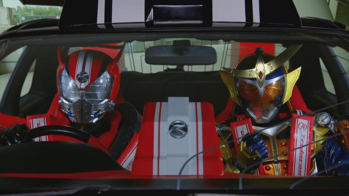 [Over-Time] Kamen Rider × Kamen Rider Drive & Gaim - Movie Wars Full Throttle [BD-1080] [606460A4].mkv_snapshot_01.23.36_[2015.06.25_19.17.26]