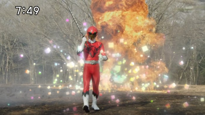 [Over-Time] Animal Sentai Zyuohger - 01 [20D4CB5C].mkv_snapshot_15.50_[2016.02.19_18.56.02]