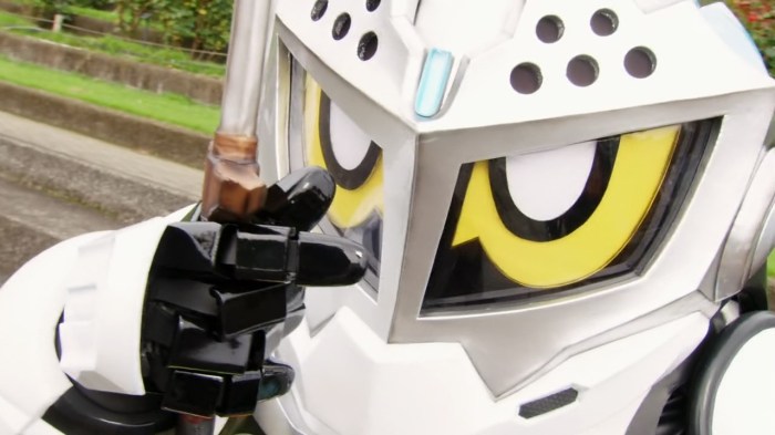 excite-subs-kamen-rider-ex-aid-02-hd-caa6046c-mkv_snapshot_06-16_2016-10-13_21-16-26